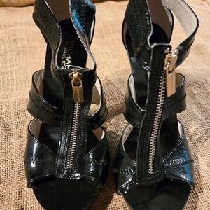 Michael Kors Berkley T-strap black Heels